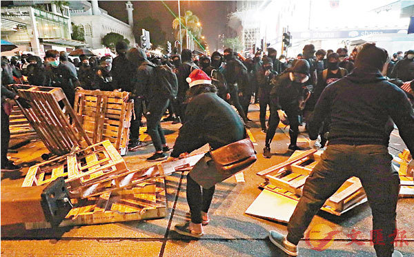 ���F�ɤΪk�߬ɤH�h�P�а��k��������D�Һø�U�h�~�רҭ��i�Ρu�¼ɡv�@�ơA�i��߮׽լd�C�Ϭ��h�~���w�]�@��ɮ{��y�F�C���Y�h�B���������C ��ƹϤ�