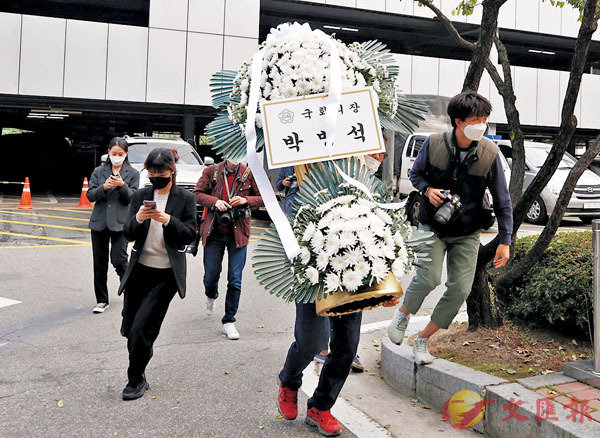 �� �@�W�u�H�ⱷ�Ӧ۰�|ĳ�������������x�C���p��