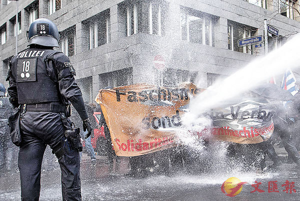 ��ĵ��Τ����X���ܫª̡C ���p��