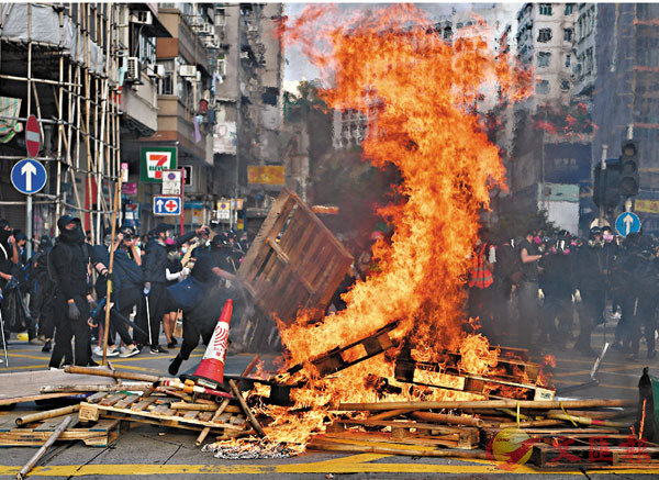 ���j��ɮ{�h�~10��20��b�o�y���ϵ��Y�|�B�����ƨg�a���C��ƹϤ�