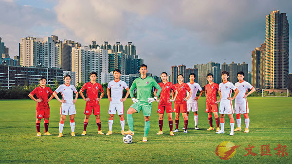 ���`�Q�P��|�~�PNike�����X���s���䶤�D���B�@�ȤΦu�����y��C�o�ڷs�y�窺�Ч@�z���O�uYou Can't Stop Sport�v�A�Ʊ��Ǧ����䶤�μ��R���y���H�h�a�ӥ���q�C