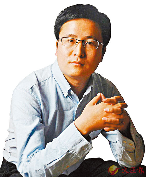 �� ���M��