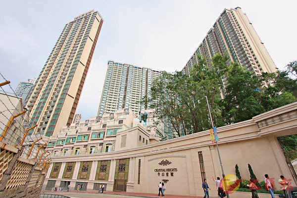 �����Хb�s�����s�ѥx�S���H���q�����Φ�����A����`��25,249���C ��ƹϤ�