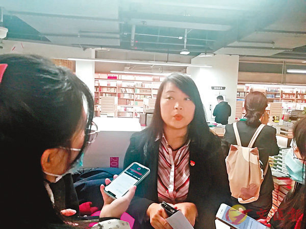 �� �Q�ت��ܡA�A�楿�q�L�зs���X�F�bATM�W�s���Ʀr�H�����M���y��I�޳N�C �O�̧����E  ��