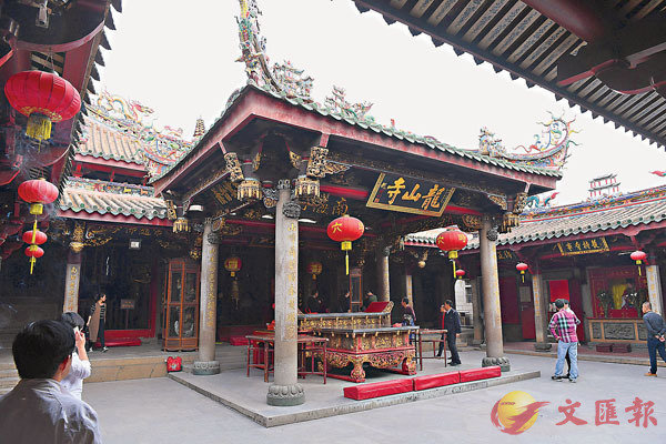●安海鎮龍山寺是福建泉州著名的千年古剎。 資料圖片