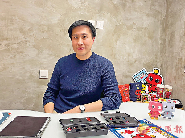 ��Orson�bø�����g������H�G�ơA�]�O�ۤv�p�󨫹L�f�Ҫ��G�ơC