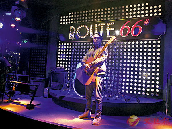 ������q�⤸�� �C�����׳��O�̤B��i ��