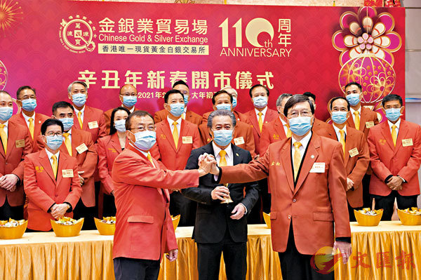 �� ���ȷ~�T�������~�s�K�}���A�b�i�w���������ҤU�A����E�E�����~�Ĥ@�f���H�C�O16,800������C