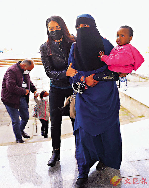 ���Q����26�����Ƥ��l���n�]�k�G�^�|��2���M5�����Ĥl�C �k�s��