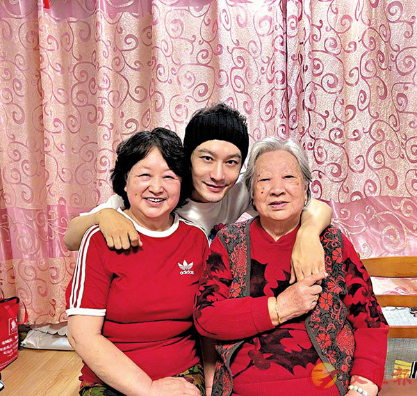 �� ����ͥX��a�H�@�׬K�`�ӡA������Baby�C