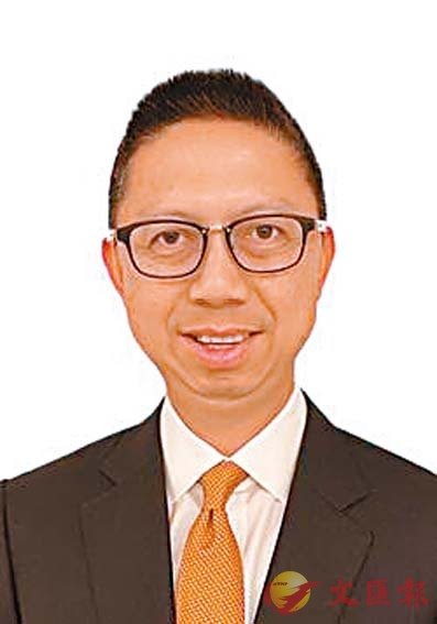 �����ҫť��e���P�a�^�������`�k���U�ݡC