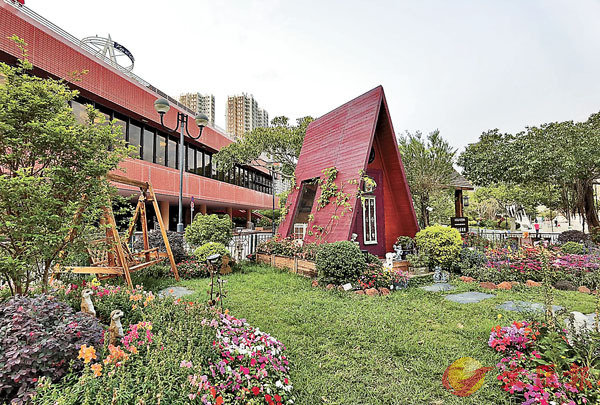 ���p�ΥH����ί[���ئ��A���ηŷx�}���C