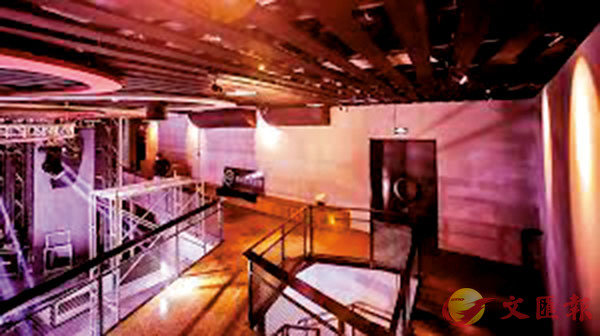 ���n�ʪ��WLivehouse�ک����N�Ŷ��C �ϡG�ک����N�Ŷ��x��L��