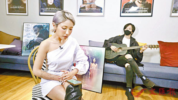 �� ��θR�Ѥ��]����MV���񫵡C