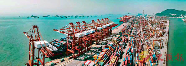 �� ���a�X�f�B���t�ܾ��v�s���A�N���ӥX�f����W���C�Ϭ��۰Ӵ�f�`�`�賡��ϡC �����׳��`�`�ǯu