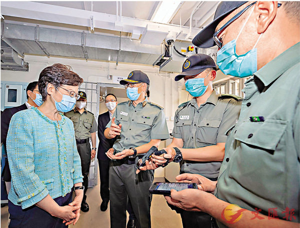 �� �g�ФH���V�S���i�ܤj��l�g�ЩҪ���޶��ءC