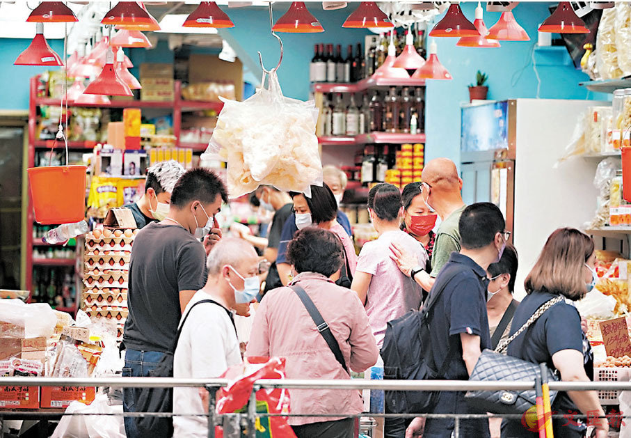 ���F���έp�B����4����s��~�`�P�f���Ȫ��{�ɦ��p��270���䤸�A���~��12.1%�C�Ϭ������@�����f���C ���s��