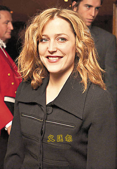 《x档案》女主角证实再度怀孕