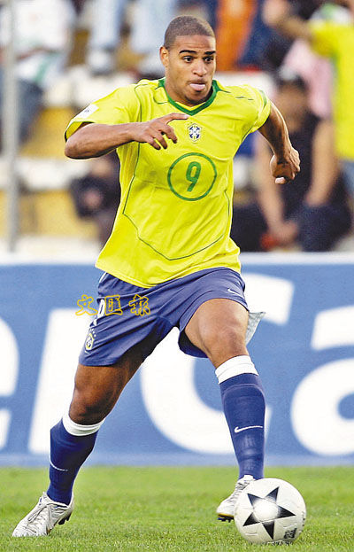 邓加掌巴西队弃用朗拿度 阿祖安奴