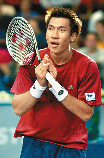 斯里查潘宣布泰国赛复出